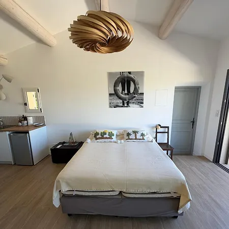 Affittacamere Loft Madeleine - Avec Terrasse - - Golfe De Saint Tropez 3*